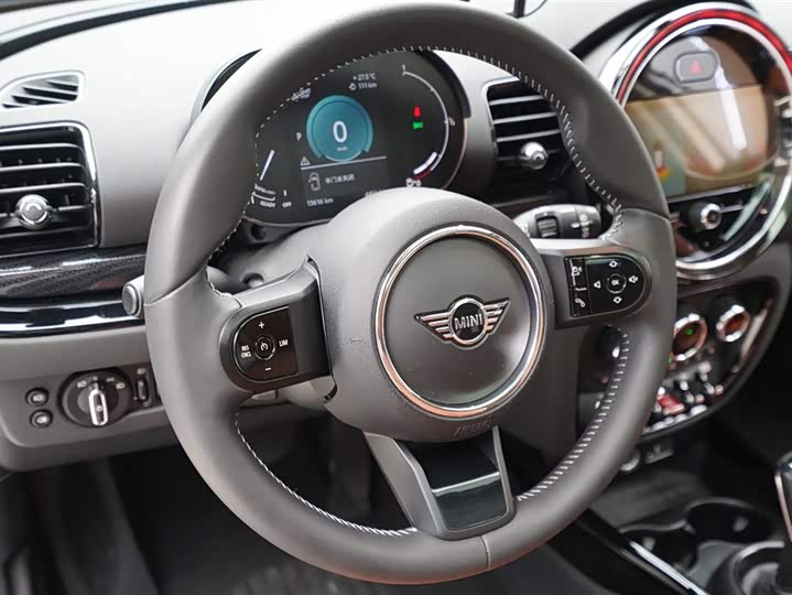 Фото 8 - Mini Clubman