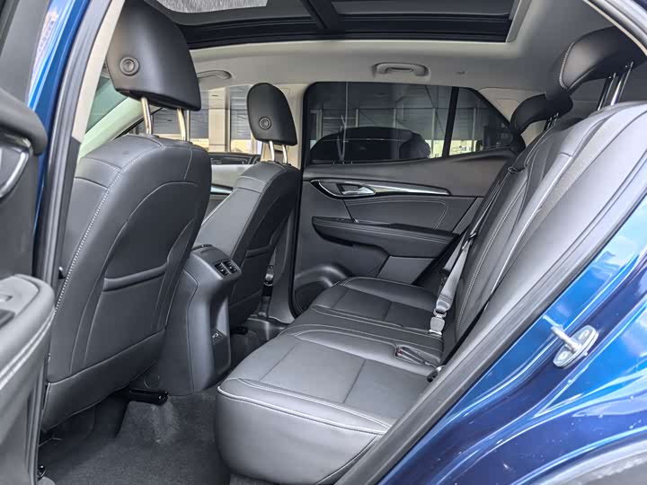 Фото 12 - Buick Envision Plus