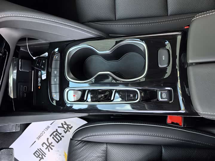 Фото 17 - Buick Envision Plus