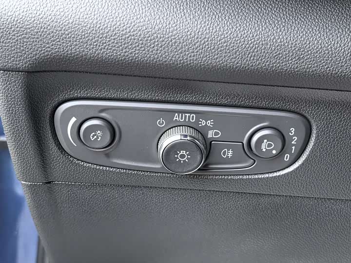 Фото 21 - Buick Envision Plus