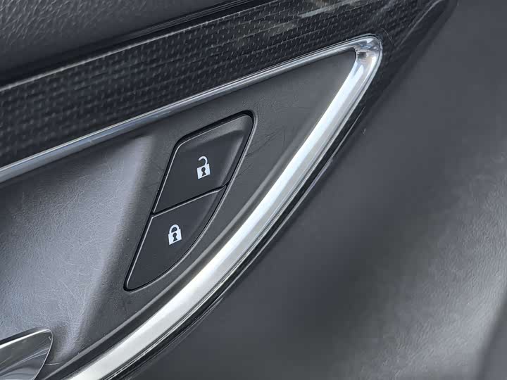 Фото 24 - Buick Envision Plus