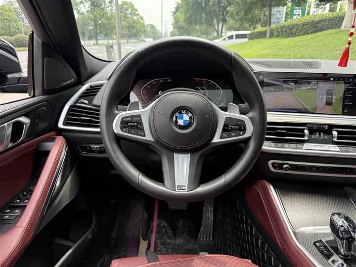 Фото 18 - BMW X6