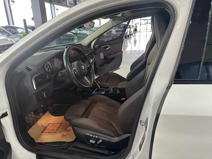 Фото 5 - BMW 1 Series