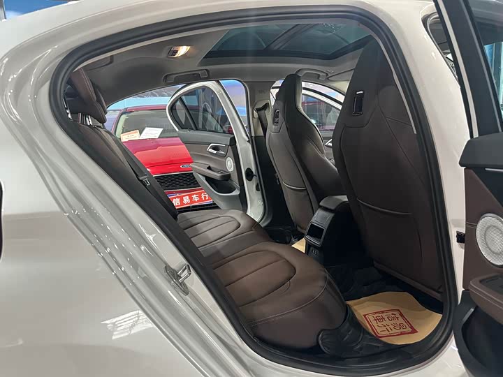 Фото 7 - BMW 1 Series