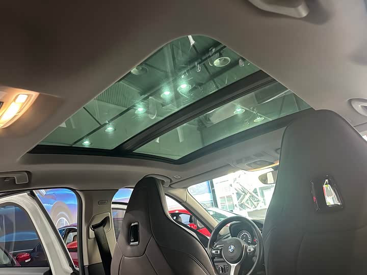 Фото 9 - BMW 1 Series