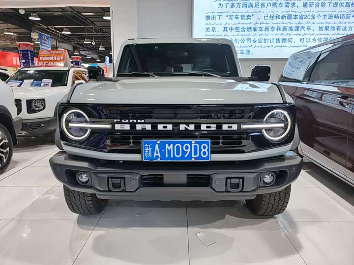 Фото 2 - Ford Bronco