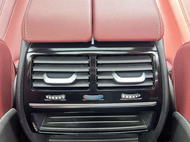 Фото 13 - BMW 5 Series Hybrid