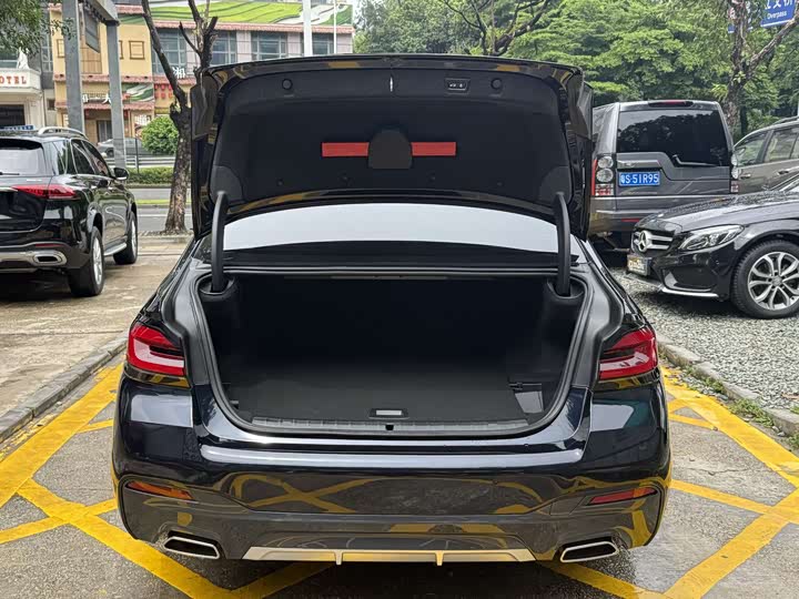 Фото 16 - BMW 5 Series Hybrid