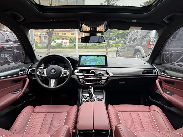 Фото 9 - BMW 5 Series Hybrid