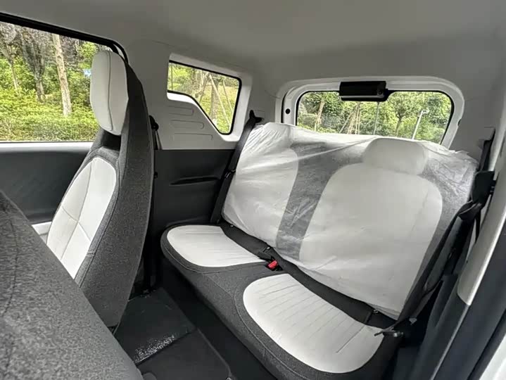 Фото 11 - Geely Galaxy Panda Mini