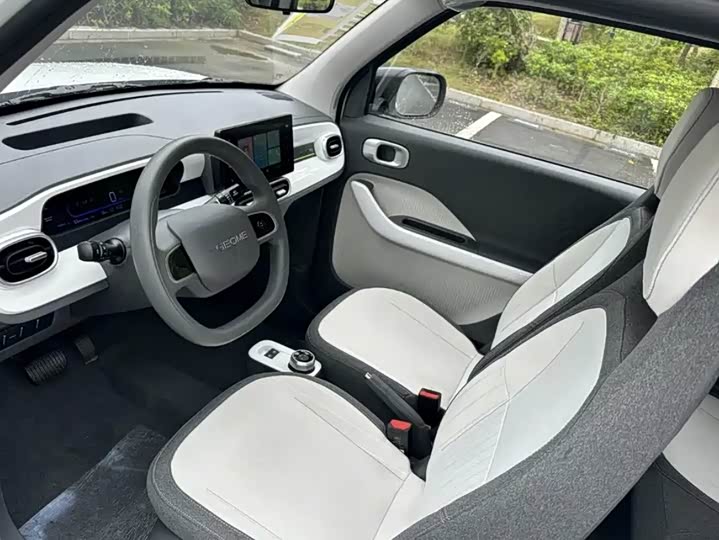 Фото 12 - Geely Galaxy Panda Mini