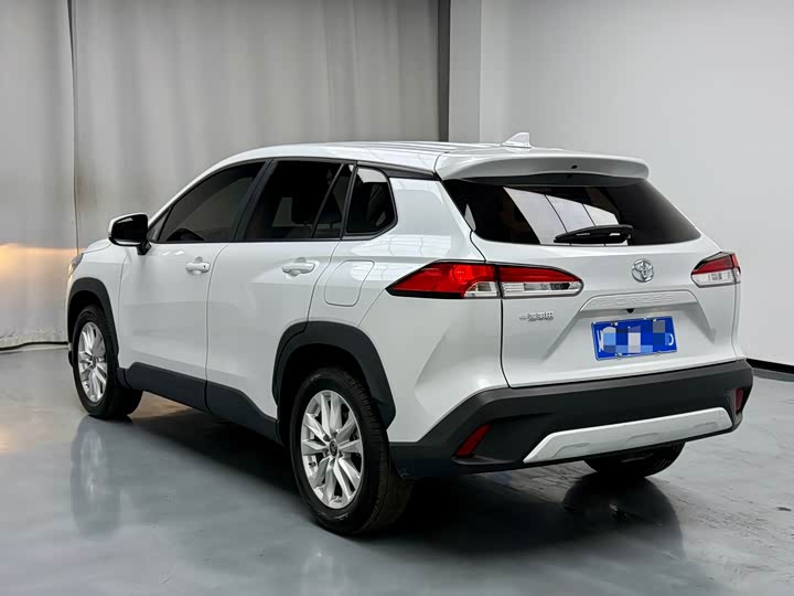 Фото 16 - Toyota Corolla Cross