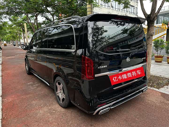 Фото 13 - Mercedes-Benz Vito