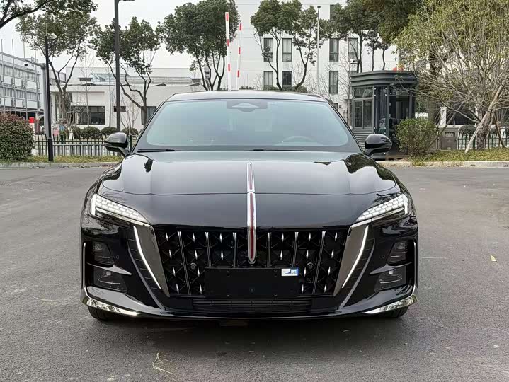 Фото 2 - Hongqi H6