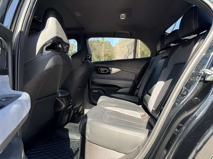 Фото 7 - GAC Trumpchi Empow R