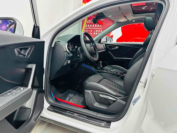 Фото 7 - Audi Q2L