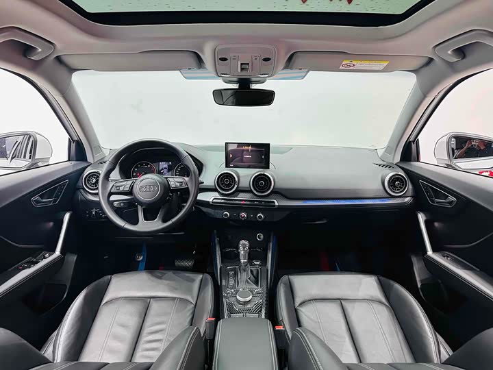 Фото 8 - Audi Q2L