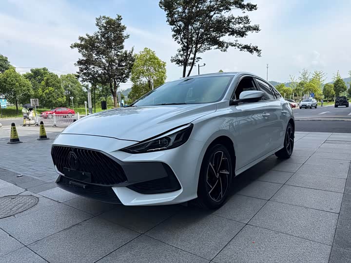 Фото 1 - MG Motor 5