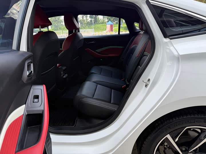 Фото 4 - MG Motor 5