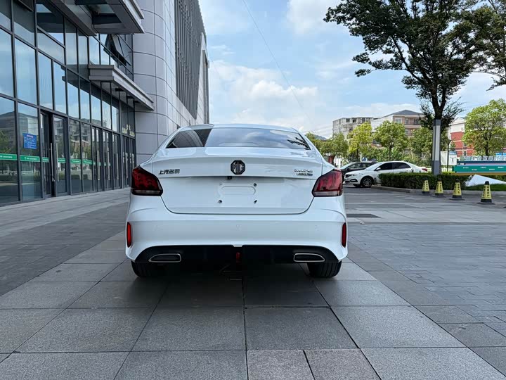 Фото 8 - MG Motor 5