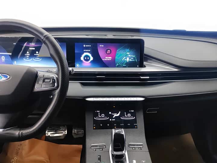 Фото 14 - Chery Tiggo 8 Plus