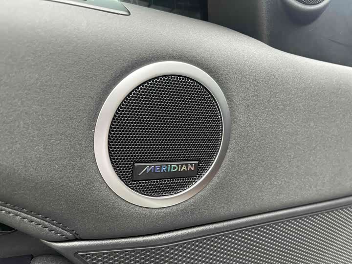 Фото 26 - Land Rover Discovery