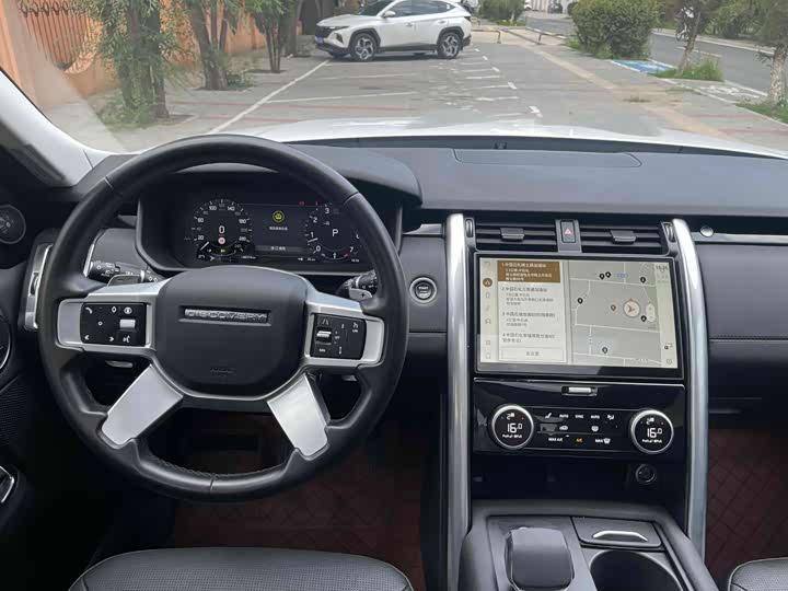 Фото 27 - Land Rover Discovery