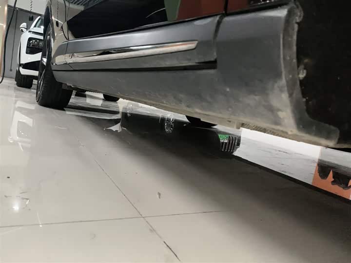 Фото 21 - Hozon L