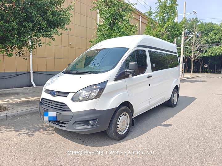 Фото 1 - Ford Transit