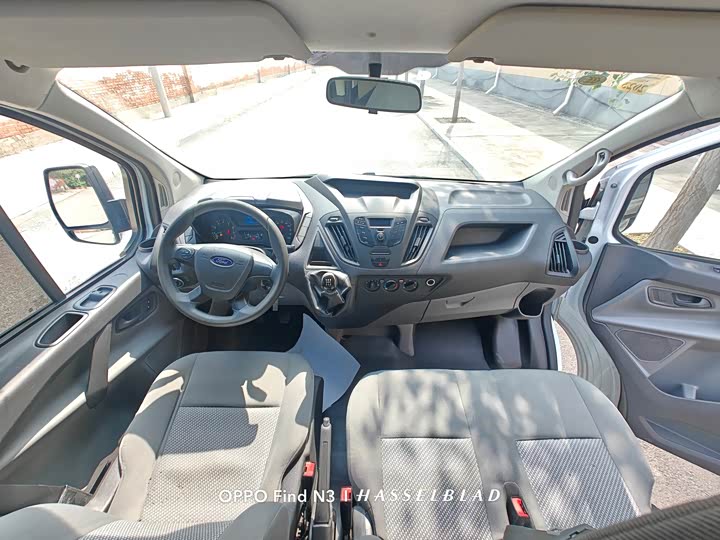 Фото 13 - Ford Transit