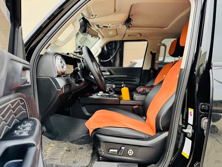 Фото 3 - Tank 300