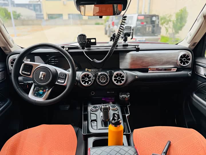 Фото 5 - Tank 300