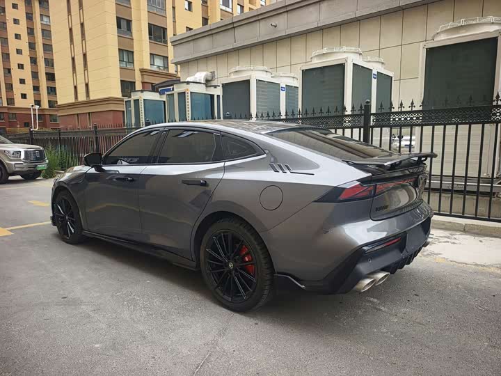 Фото 9 - Changan UNI-V