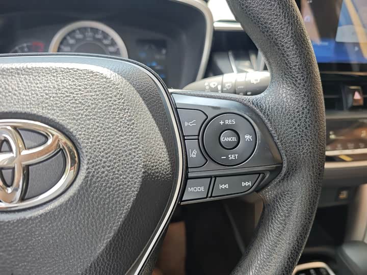 Фото 13 - Toyota Frontlander