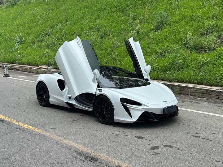 Фото 16 - McLaren Artura