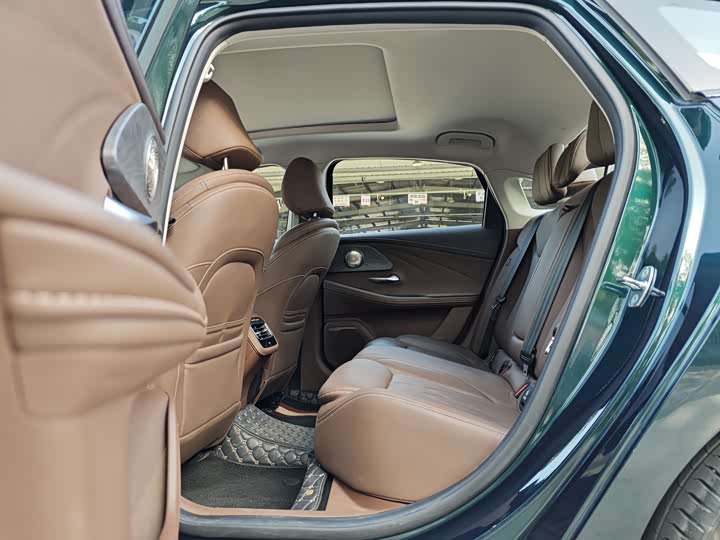 Фото 7 - Chery Arrizo 8