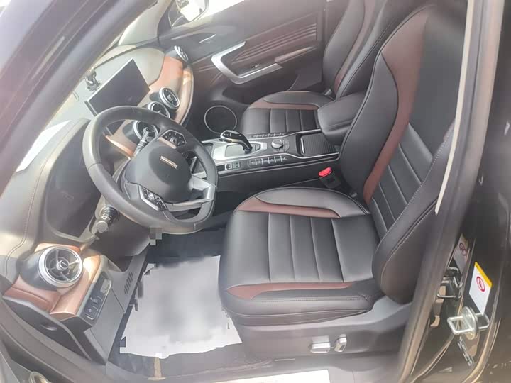 Фото 12 - Wey VV5