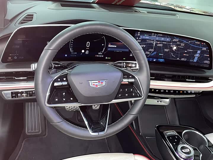 Фото 5 - Cadillac GT4