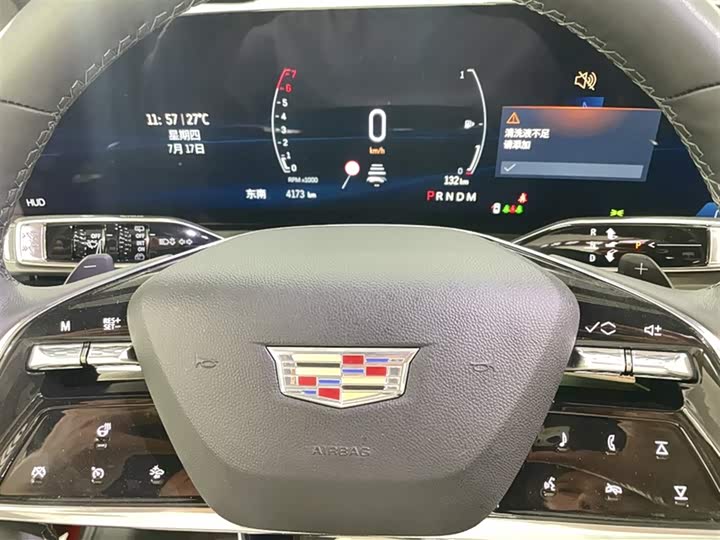 Фото 6 - Cadillac GT4