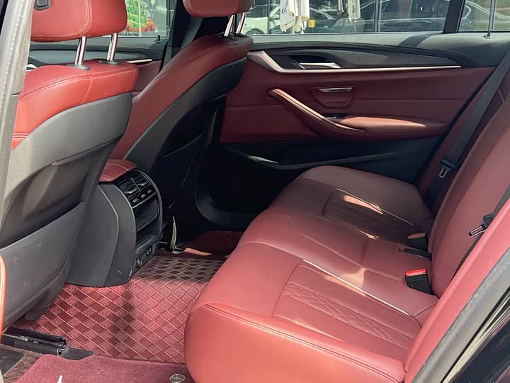 Фото 5 - BMW 5 Series