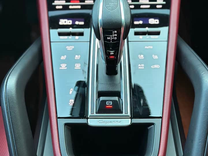 Фото 11 - Porsche Cayenne