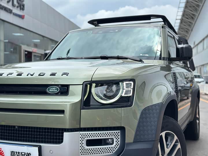 Фото 2 - Land Rover Defender