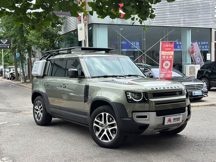 Фото 4 - Land Rover Defender
