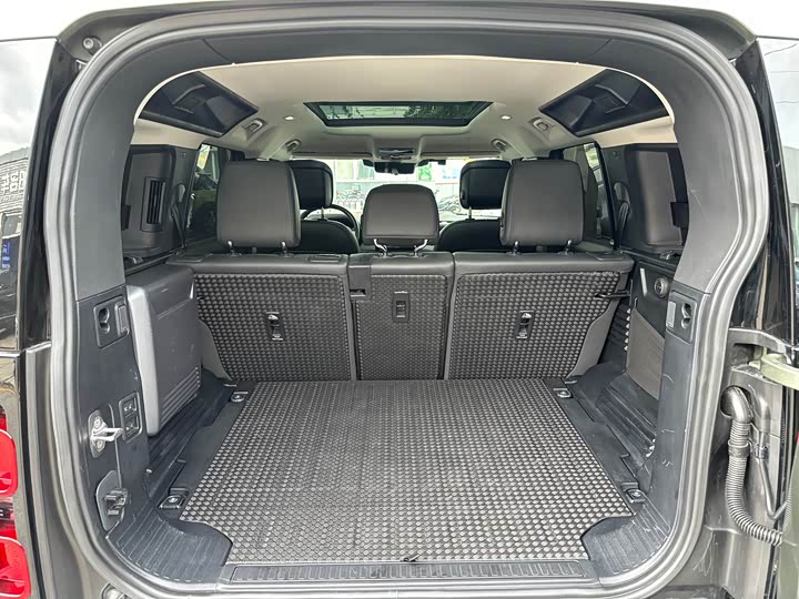 Фото 45 - Land Rover Defender