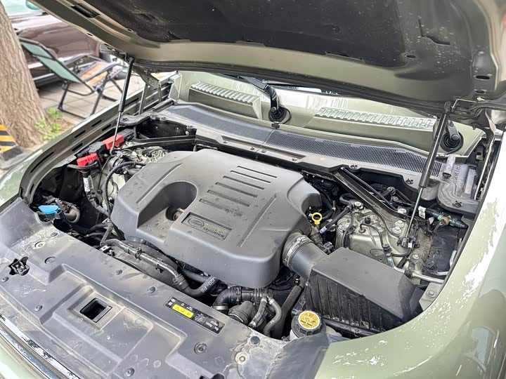 Фото 47 - Land Rover Defender