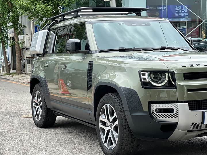 Фото 6 - Land Rover Defender