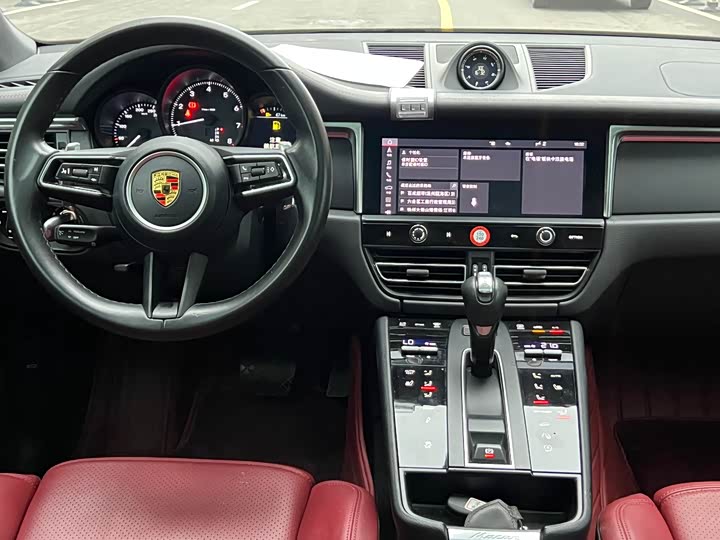 Фото 11 - Porsche Macan