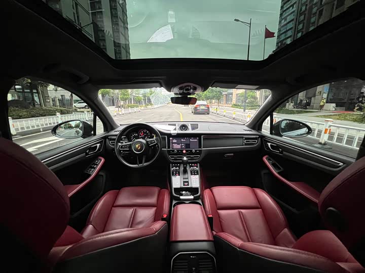 Фото 9 - Porsche Macan