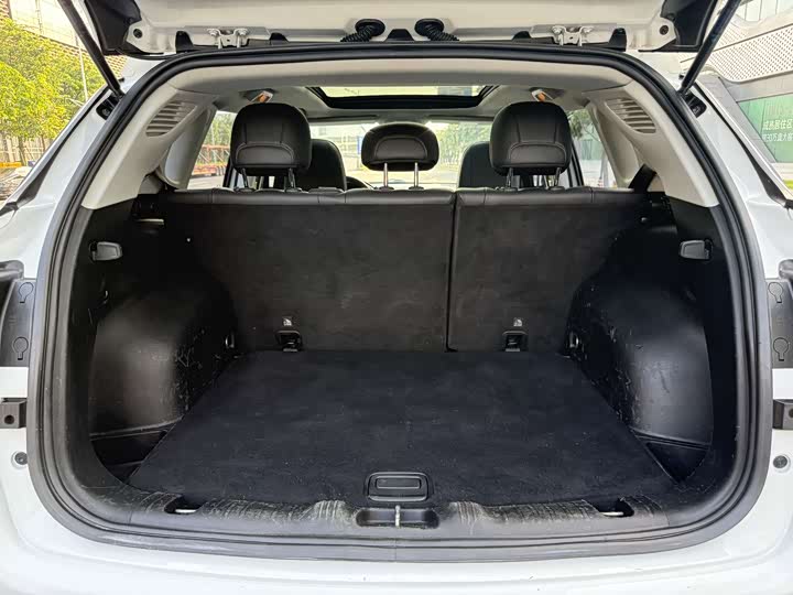 Фото 19 - Jeep Compass