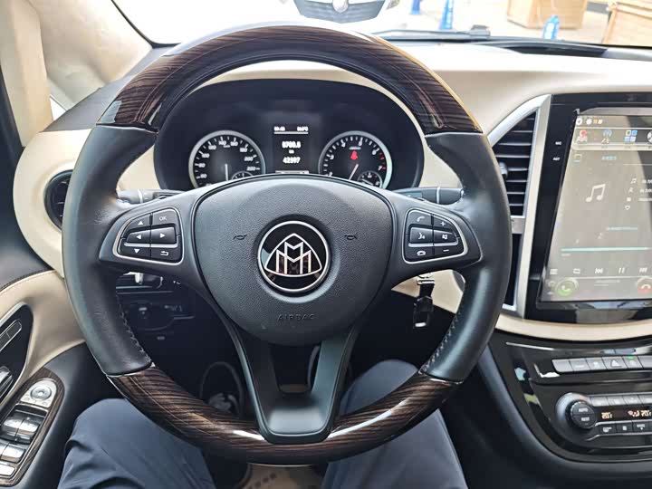 Фото 12 - Mercedes-Benz Vito